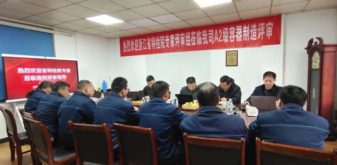 亲朋游戏中心-亲朋多乐斗-亲朋天天坦克大战