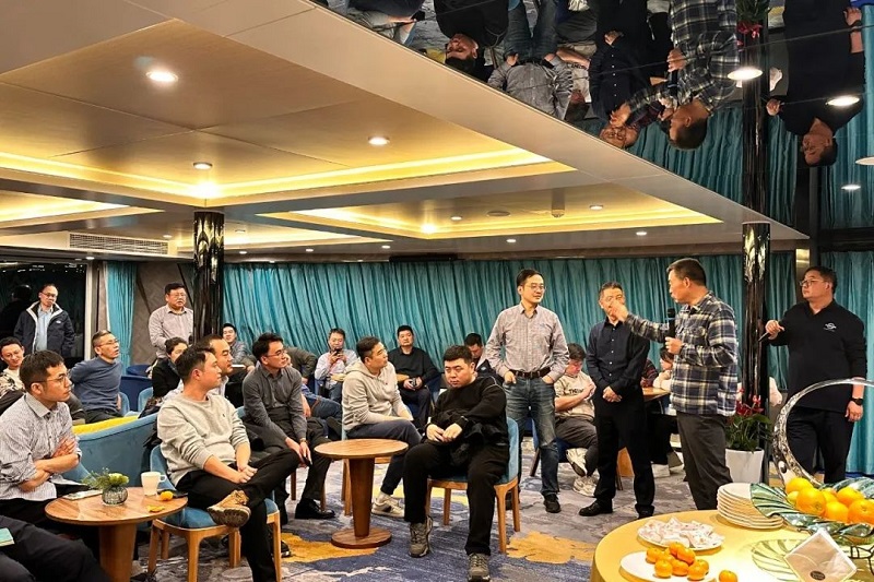 亲朋游戏中心-亲朋多乐斗-亲朋天天坦克大战